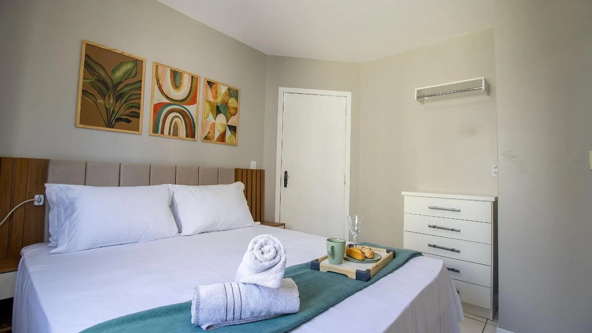 Cb62 - Duplex, 4 Dorm Climatizados, Churrasqueira Balneário Camboriú Brazilië